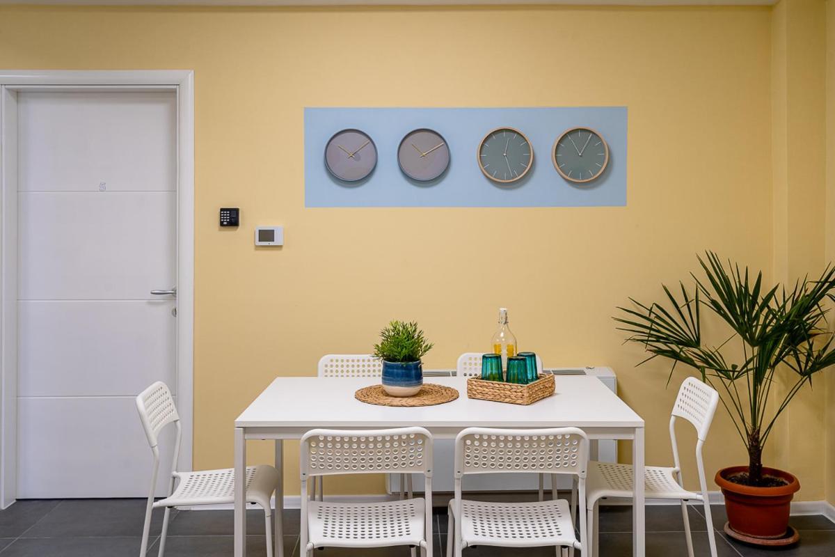 ולס Kostovski Rooms-Near E75 To Greece מראה חיצוני תמונה